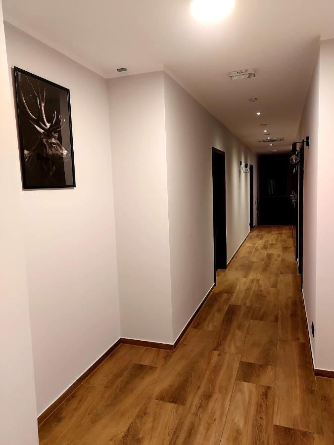Pensjonat i Restauracja Hubertówka Milicz Exterior foto