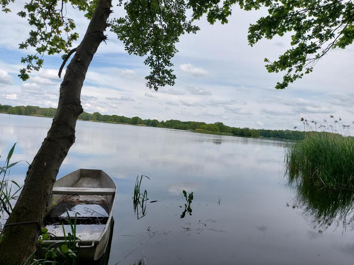 Pensjonat i Restauracja Hubertówka Milicz Exterior foto